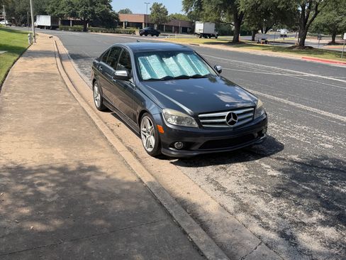 Used 2009 Mercedes-Benz C 350 Sport image 9