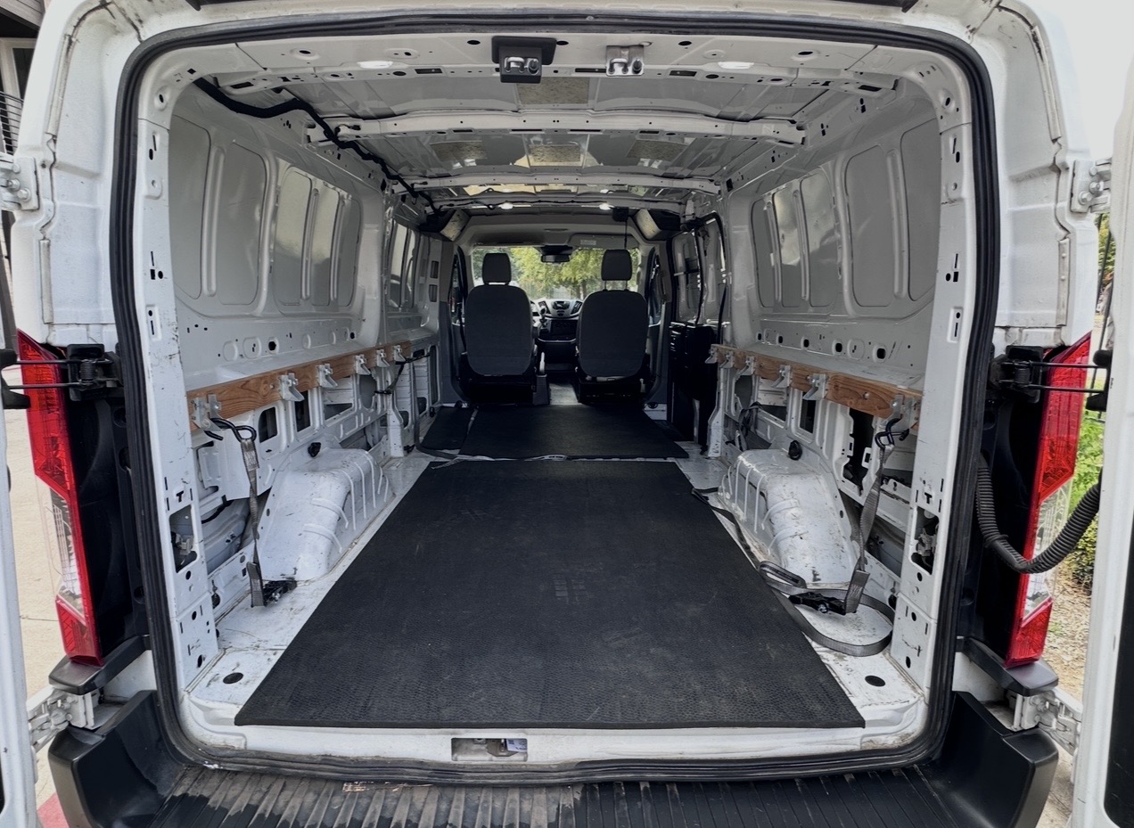 Used 2016 Ford Transit 250 148 Low Roof RWD image 24