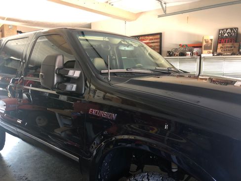 Used 2004 Ford Excursion Limited image 5