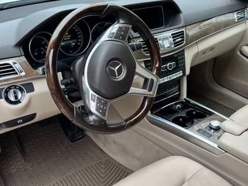 Used 2015 Mercedes-Benz E 350 Sedan image 11