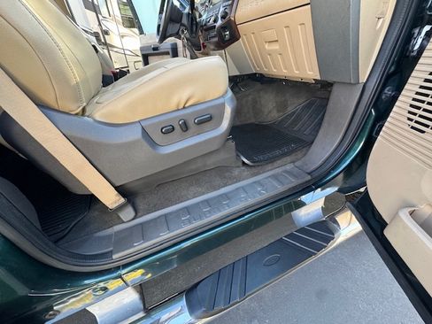 Used 2011 Ford F250 Lariat w/ Lariat Ultimate Pkg image 14