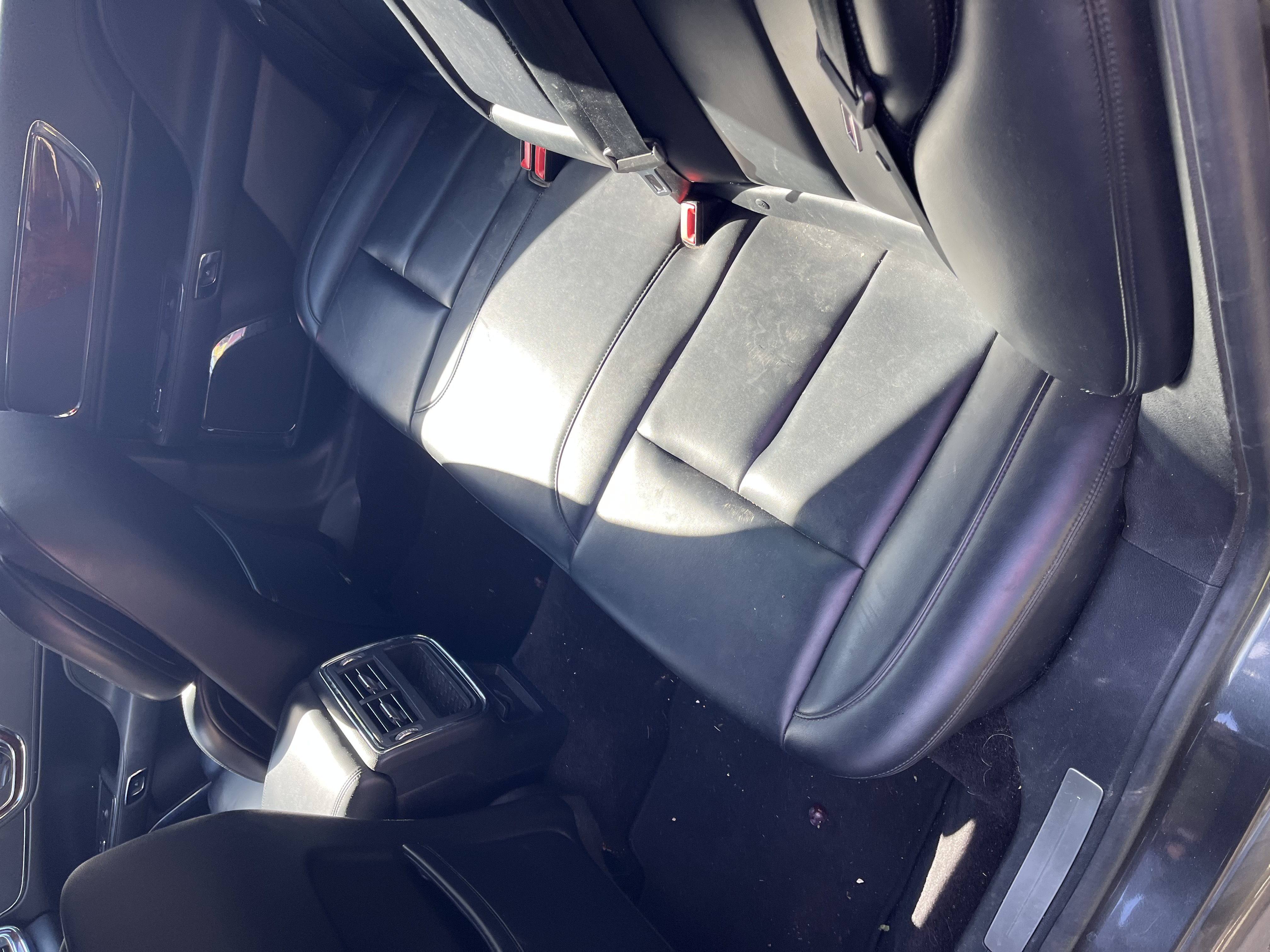 Used 2017 Lincoln Continental Premiere FWD image 8