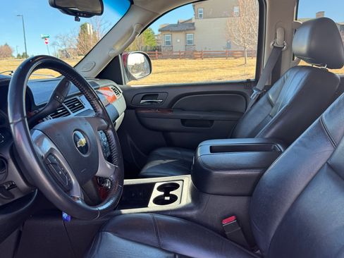Used 2011 Chevrolet Tahoe LT image 4