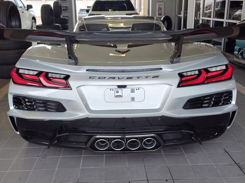 Used 2026 Chevrolet Corvette ZR1 w/ ZR1 Carbon Fiber Aero Package image 10