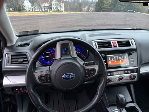 Used 2016 Subaru Legacy 2.5i Premium image 9