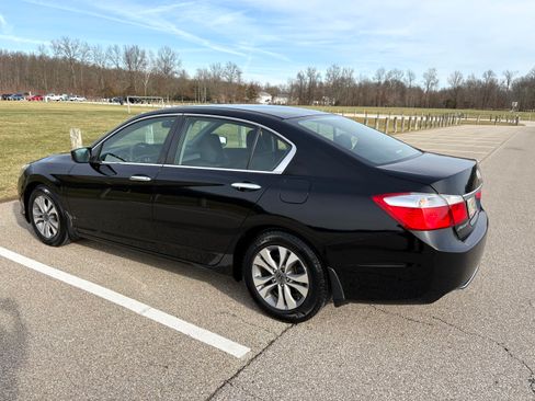 Used 2015 Honda Accord LX image 4