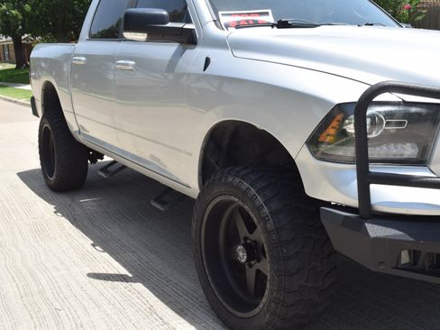 Used 2016 RAM 1500 Lone Star RWD image 4