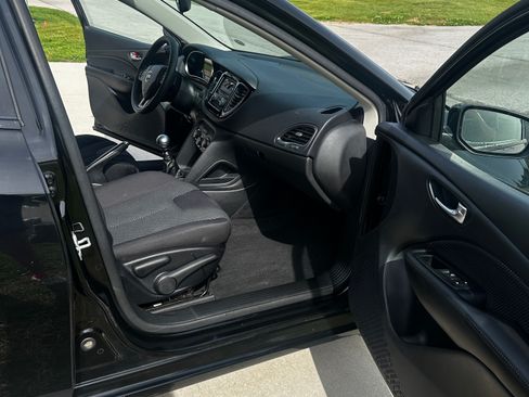 Used 2015 Dodge Dart SE w/ Convenience Group FWD image 2