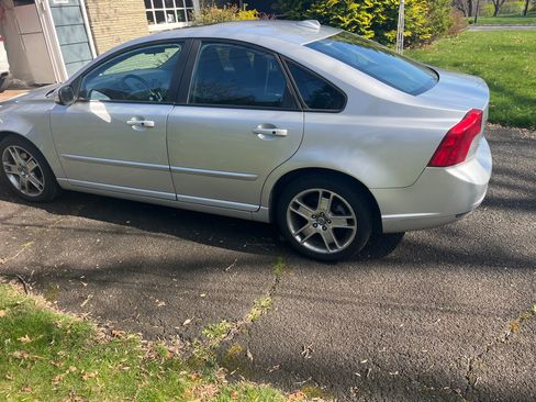 Used 2010 Volvo S40 2.4i FWD image 11