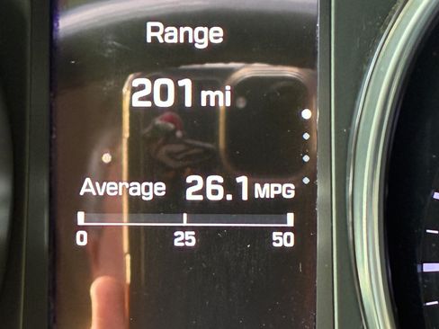 Used 2017 Hyundai Santa Fe Limited image 17