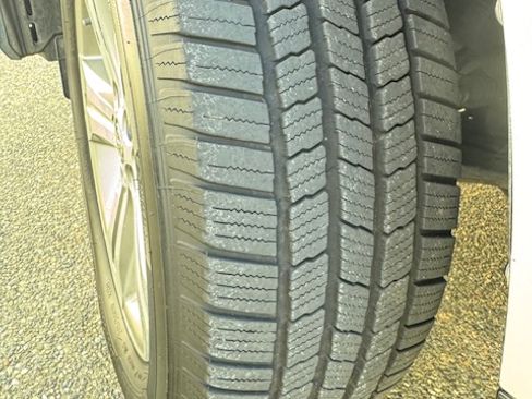 Used 2013 Toyota Highlander Limited image 16