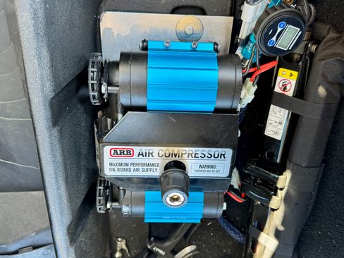 Used 2020 Jeep Gladiator Mojave w/ Trailer Tow Package image 19