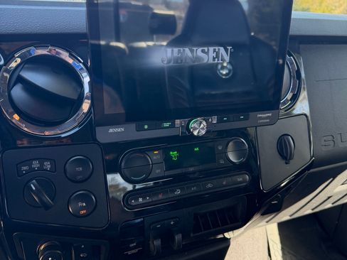 Used 2008 Ford F250 Harley-Davidson image 10