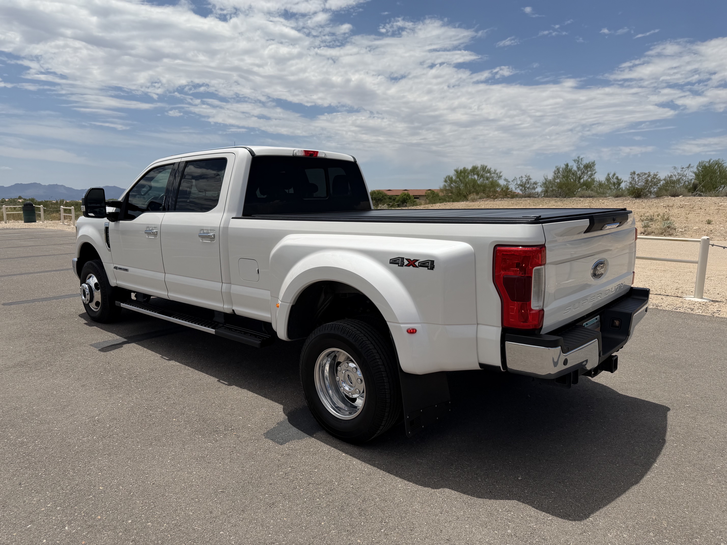 Used 2019 Ford F350 Lariat w/ Tow Technology Bundle AWD/4WD image 6