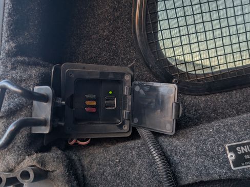 Used 2015 Ford F150 XLT image 27