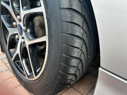 Used 2015 Ford Focus SE w/ SE Sport Package image 17