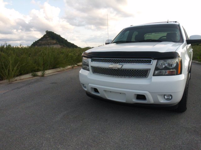 Used 2011 Chevrolet Avalanche LT w/ Luxury Package AWD/4WD image 9