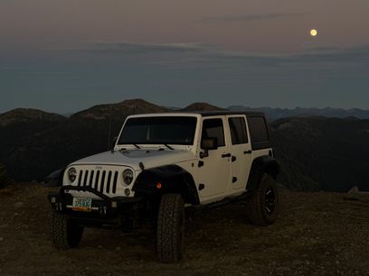 Used 2014 Jeep Wrangler Unlimited Sahara w/ Connectivity Group