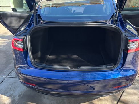 Used 2022 Tesla Model 3 Long Range AWD/4WD image 10