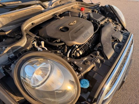 Used 2017 MINI Cooper S image 5