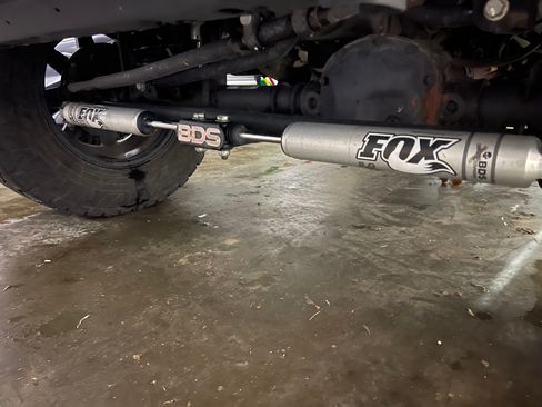 Used 2018 Jeep Wrangler Sahara w/ Connectivity Group image 10