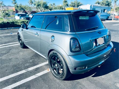 Used 2009 MINI Cooper S FWD image 8