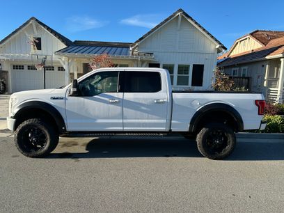 Used 2015 Ford F150 Lariat w/ Equipment Group 502A Luxury