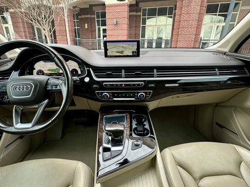 Used 2018 Audi Q7 3.0T Prestige w/ Prestige Package image 17
