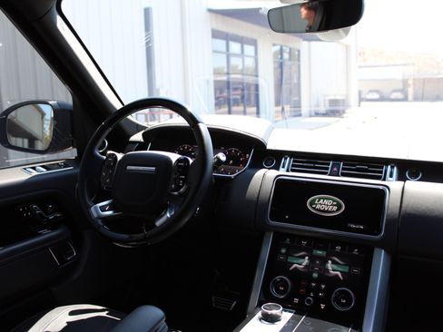 Used 2021 Land Rover Range Rover P525 Westminster Edition image 10