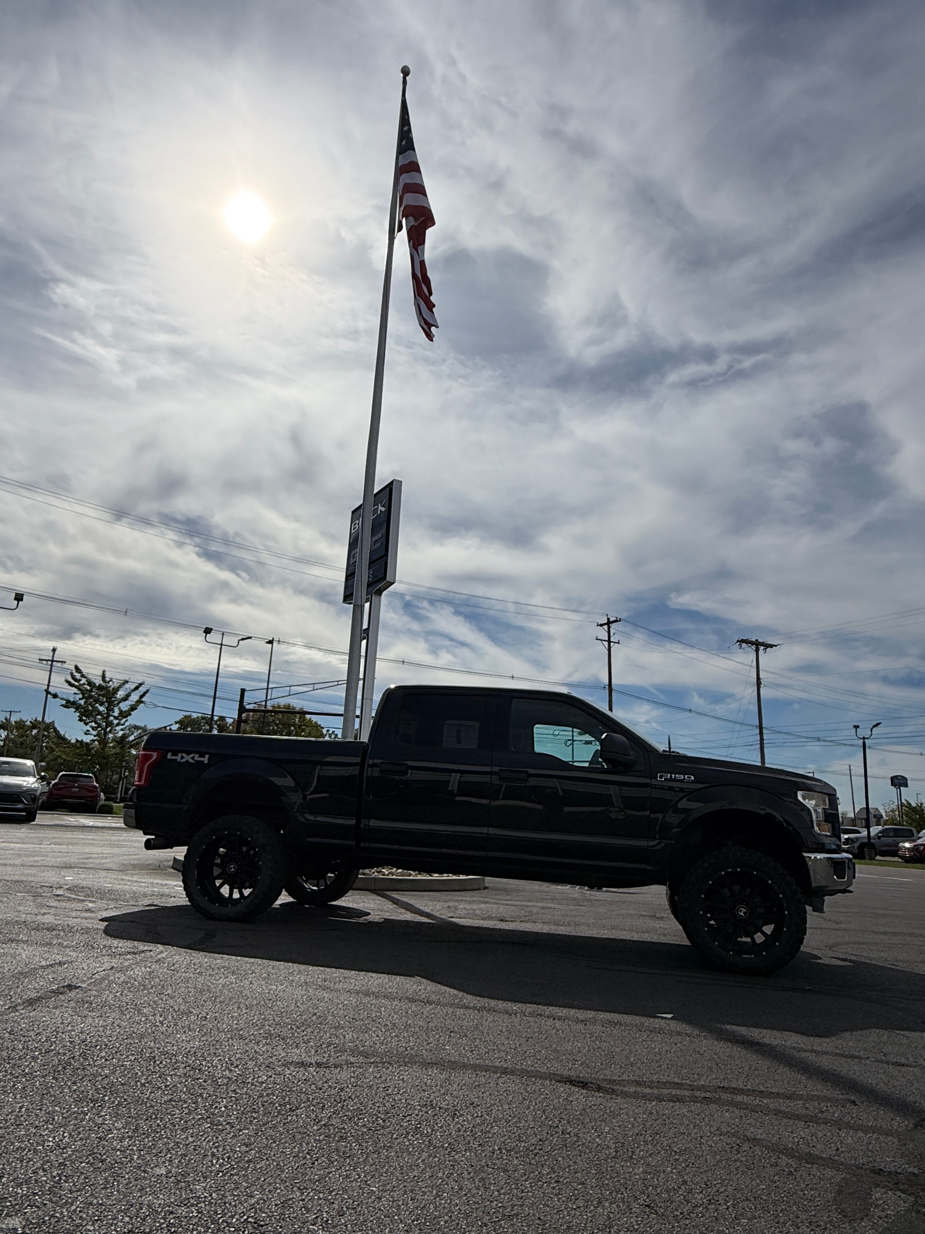 Used 2015 Ford F150 XLT w/ Trailer Tow Package AWD/4WD image 2