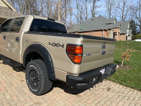 Used 2010 Ford F150 XLT image 5