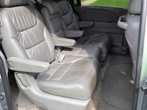 Used 2010 Honda Odyssey EX-L image 15