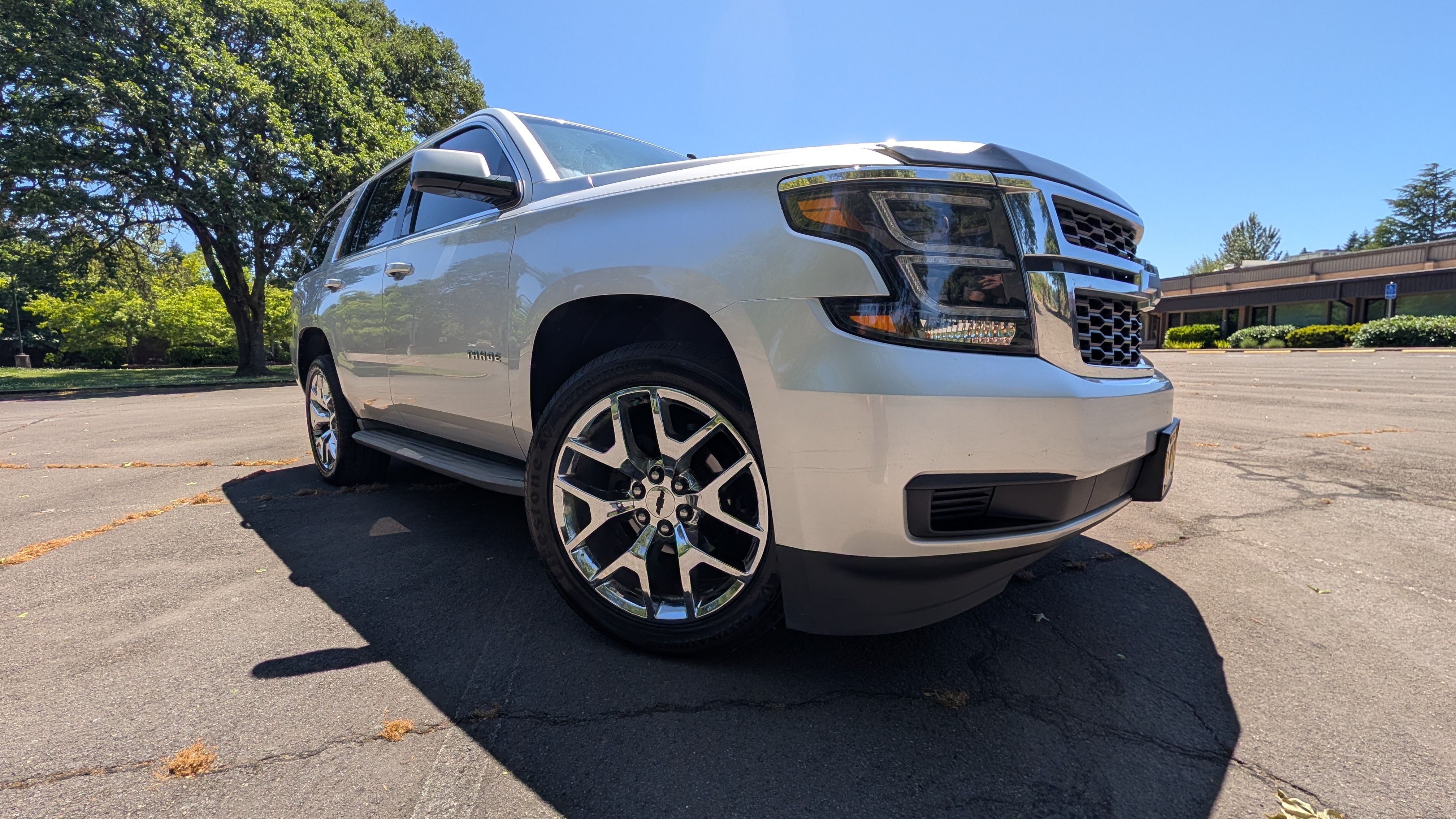Used 2015 Chevrolet Tahoe LT AWD/4WD image 4