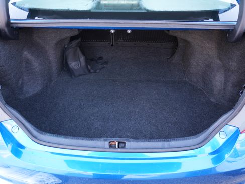 Used 2016 Toyota Camry SE image 9