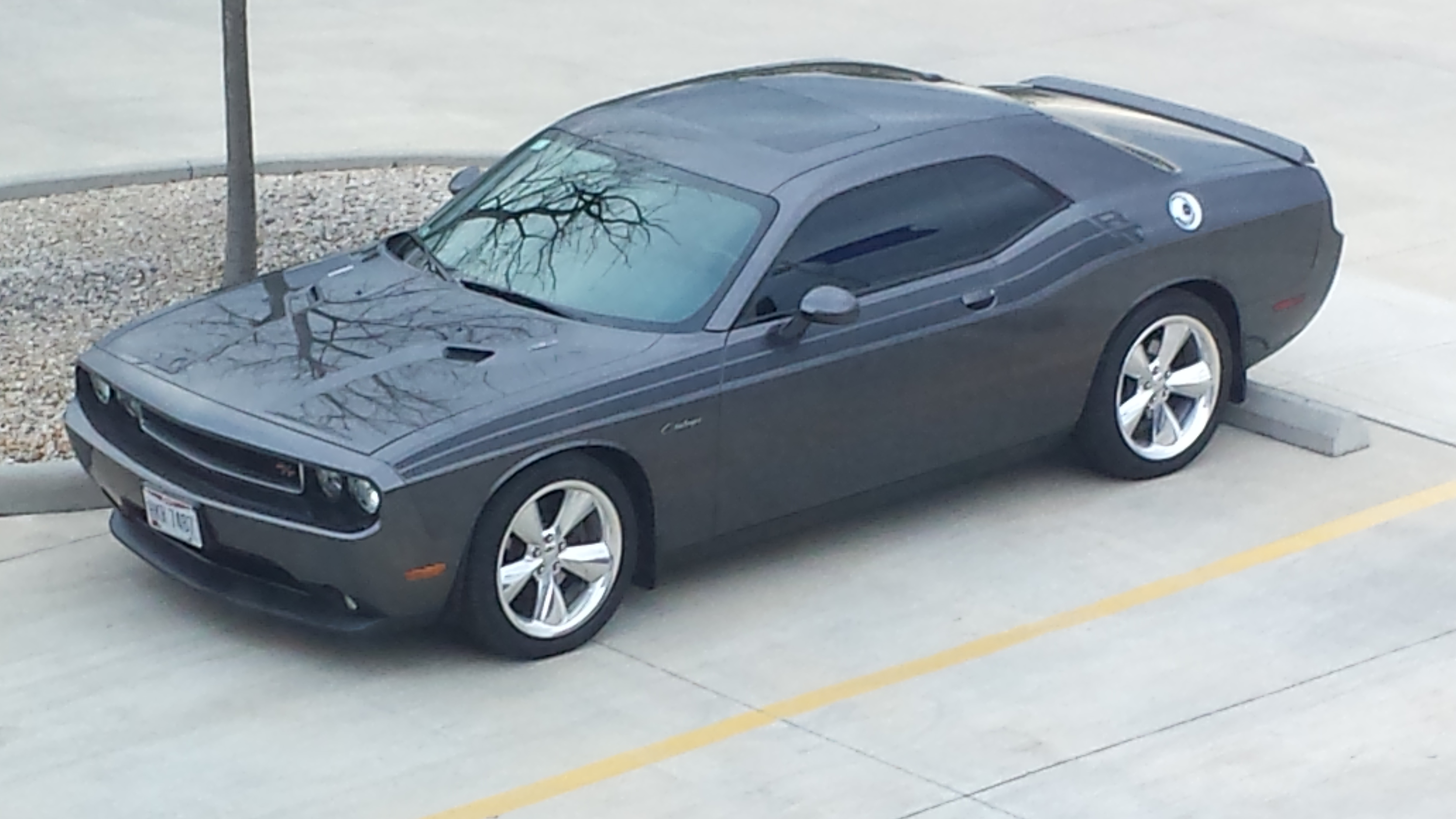 Used 2014 Dodge Challenger R/T RWD image 32