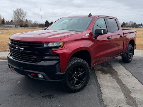 Used 2019 Chevrolet Silverado 1500 LT Trail Boss image 1