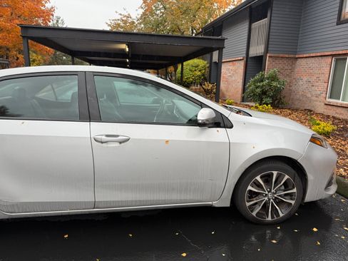 Used 2019 Toyota Corolla SE image 16