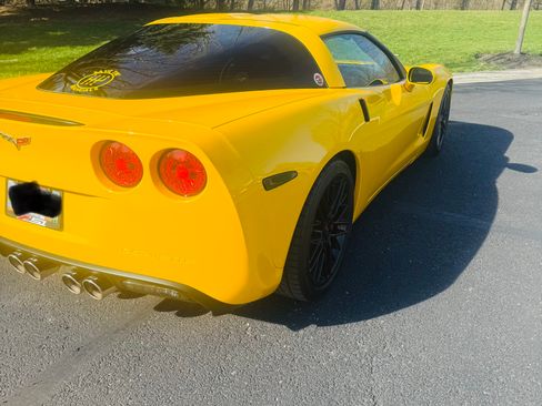 Used 2005 Chevrolet Corvette Coupe w/ Preferred Equipment Group image 11
