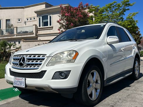 Used 2009 Mercedes-Benz ML 350 2WD image 2