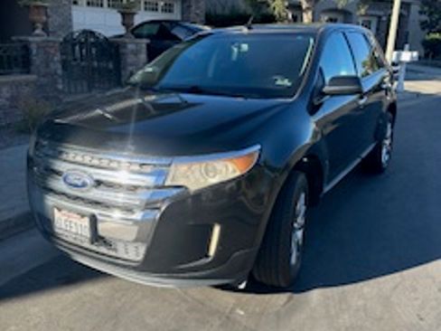 Used 2011 Ford Edge SEL w/ 202A Rapid Spec Order Code image 2