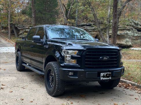 Used 2016 Ford F150 XLT w/ Equipment Group 302A Luxury RWD image 8