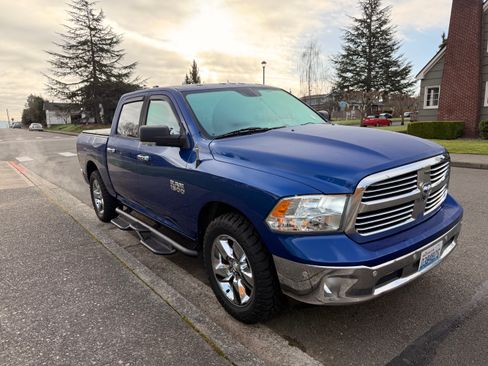 Used 2015 RAM 1500 Big Horn image 4