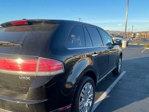 Used 2010 Lincoln MKX 2WD image 5