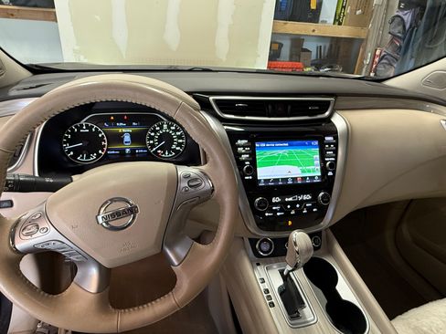 Used 2015 Nissan Murano Platinum w/ Platinum Technology Package AWD/4WD image 14