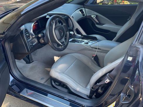 Used 2014 Chevrolet Corvette Stingray Convertible w/ 3LT Preferred Equipment Group RWD image 4