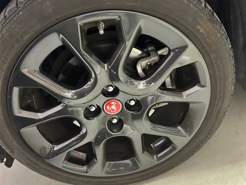 Used 2017 FIAT 124 Spider Abarth image 11