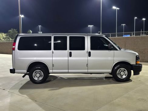 Used 2017 Chevrolet Express 2500 LS image 6