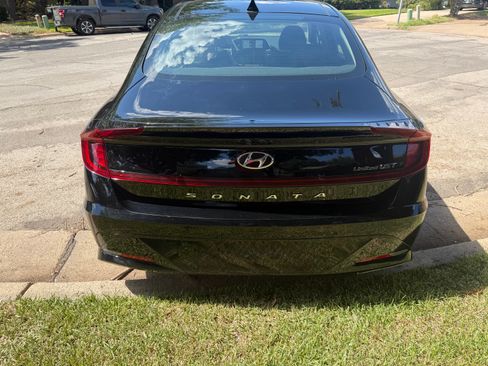 Used 2023 Hyundai Sonata Limited w/ Cargo Package FWD image 6