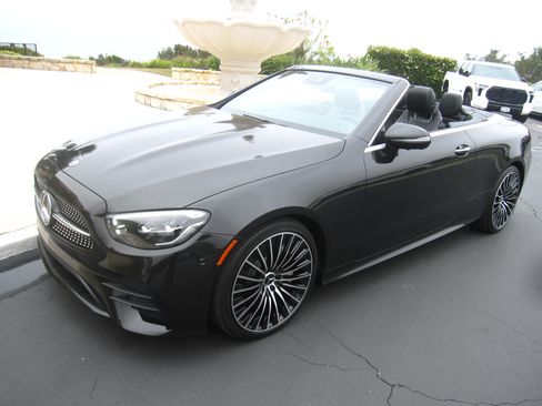 Used 2022 Mercedes-Benz E 450 E 450 Cabriolet 2D image 5