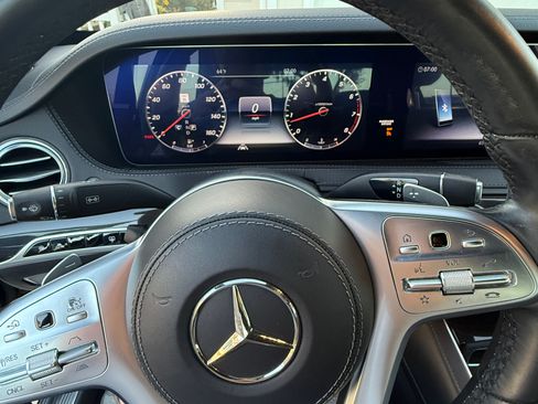 Used 2020 Mercedes-Benz S 560 Sedan image 14
